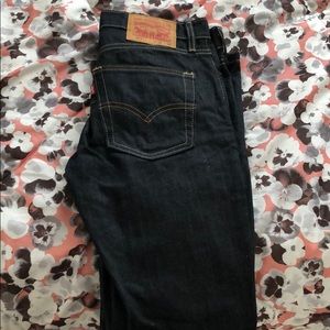 Men’s Levi jeans